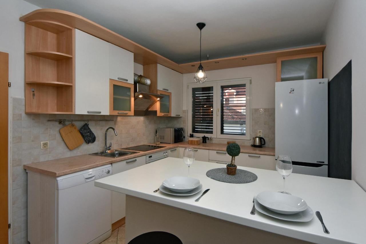 Family Apartment Sara Ζαντάρ Εξωτερικό φωτογραφία